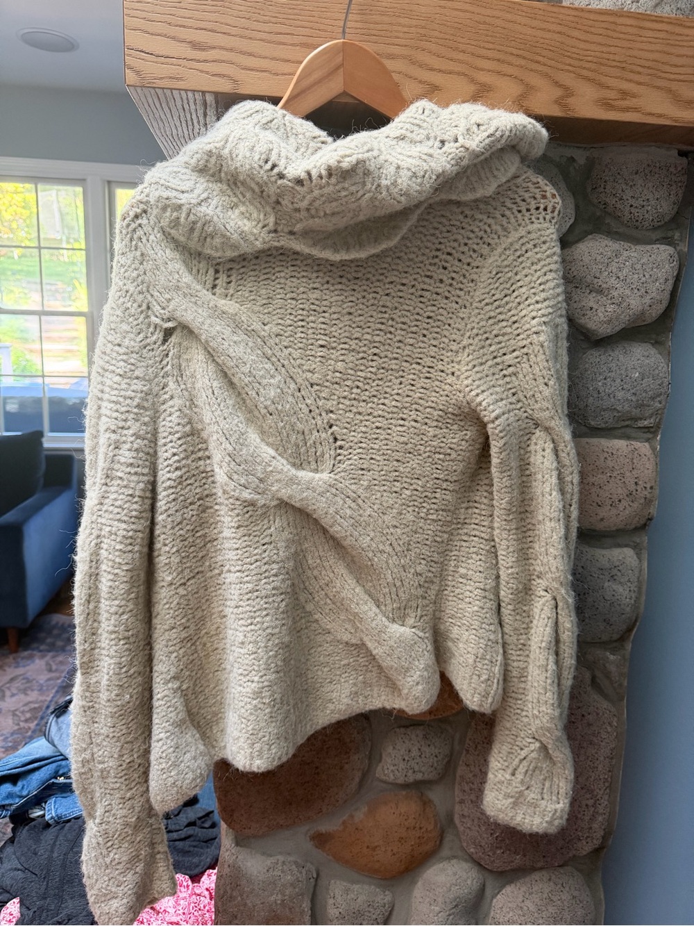 Kenzie Cable Knit Hooded Poncho Sweater Size Small